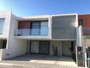 CASA A LA VENTA EN RESIDENCIAL MALLORCA PARK, CHOLULA,...