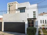 CASA A LA VENTA EN SANTA BARBARA, COLIMA, COL. REMATE