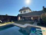 Casa a la venta en Urca de 5 dormitorios aceptar menor...