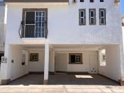 Casa a la venta equipada de 4 recamaras, ubicada en...