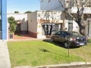 Casa a modernizar sobre Avenida