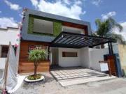 Casa a Pie de Calle con Estudio y 3 Recamaras El...