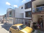 CASA A PRECIO DE REMATE BANCARIO EXCELENTE UBICACION EN...