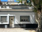 Casa a reciclar a metros de Bv. Oroño