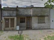 Casa a reciclar en 23 e/ 44 y 45
