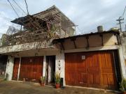 CASA A RECICLAR SOBRE BLAS PARERA ENTRE LAVALLE Y SANTA...