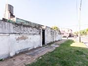 Casa a refaccionar en esq, V Dominico. OPORTUNIDAD