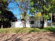 Casa a refaccionar sobre esquina