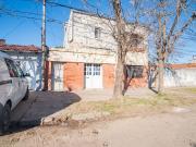 Casa a refaccionar/demoler Barrio Roque Saenz Peña