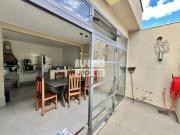 CASA À VENDA, 03 QUARTOS, 02 VAGAS, ÁREA GOURMET,...