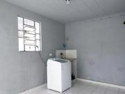 Casa à venda 150m² sendo 3 dormitórios 2 banheiros e 2...