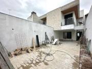 Casa com 4 dormitórios à venda, 156 m² por R$...