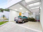 Casa com 3 dormitórios à venda, 178 m² por R$...