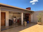Casa com 3 dormitórios à venda, 190 m² por R$ 600.000,00...