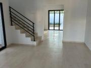 Casa à venda, 192 m² por R$ 1.100.000,00 Condomínio...