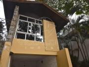 Casa com 3 dormitórios à venda, 200 m² por R$...