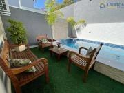 Casa com 3 dormitórios à venda, 213 m² por R$...