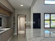 Casa com 3 quartos à venda, 225 m² por R$ 2.300.000...