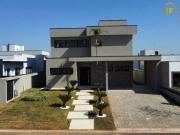 Casa com 3 dormitórios à venda, 246 m² por R$...