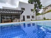 Casa com 4 dormitórios à venda, 248 m² por R$...