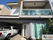 Casa com 3 dormitórios à venda, 250 m² por R$...