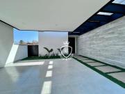 Casa com 3 dormitórios à venda, 250 m² por R$...