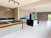 Casa à venda, 260 m² por R$ 1.378.000,00 Bairro Itapema...