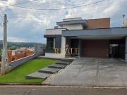 Casa à venda, 268 m² por R$ 2.100.000,00 Condomínio Via...