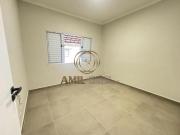 Casa à Venda: 2 Quartos, 2 Vagas, Jardim Torrão de Ouro,...