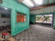 Casa térrea no Parque São Vicente, 2 dormitórios. 3 vagas