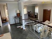 Casa com 3 dormitórios à venda, 300 m² por R$...