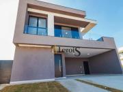 Casa com 4 dormitórios à venda, 311 m² por R$...