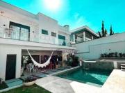 Casa com 3 dormitórios à venda, 315 m² por R$...