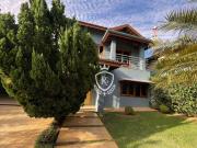 Casa com 4 quartos à venda, R$ 1.950.000 Condomínio...