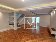 Casa com 5 dormitórios à venda, 350 m² por R$...