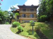 Casa com 3 dormitórios à venda, 355 m² por R$...