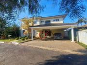 Casa com 4 dormitórios à venda, 381 m² por R$...