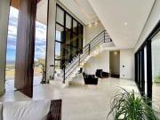Casa com 4 dormitórios à venda, 390 m² por R$...