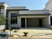 Casa à venda 3 dormitórios com 1 suíte em condomínio de...