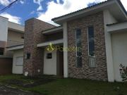 Casa à venda 3 Quartos, 1 Suite, 2 Vagas, 285M²,...