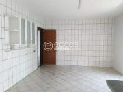 Casa à venda, 3 quartos, 1 suíte, 2 vagas, Santa Mônica...