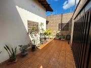 Casa à venda, 3 quartos, 1 suíte, 2 vagas, Vila Militar...