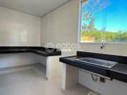 Casa à venda, 3 quartos, 1 suíte, 6 vagas, Estoril Belo...