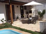 Casa à venda 3 quartos 250 m2 Parque Jambeiro