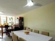 Casa à venda 3 quartos 2 suítes 2 vagas Jardim Santa...