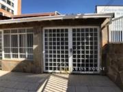 Casa à venda 3 quartos no Cambuí em Campinas