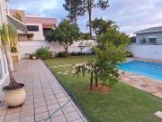 Casa com 4 dormitórios à venda, 400 m² por R$...