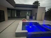 Casa com 3 dormitórios à venda, 410 m² por R$...