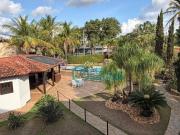 Casa com 6 dormitórios à venda, 417 m² por R$...