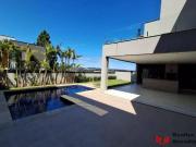 Casa com 4 Dormitórios à Venda, 420m² por R$ 4.500.000...